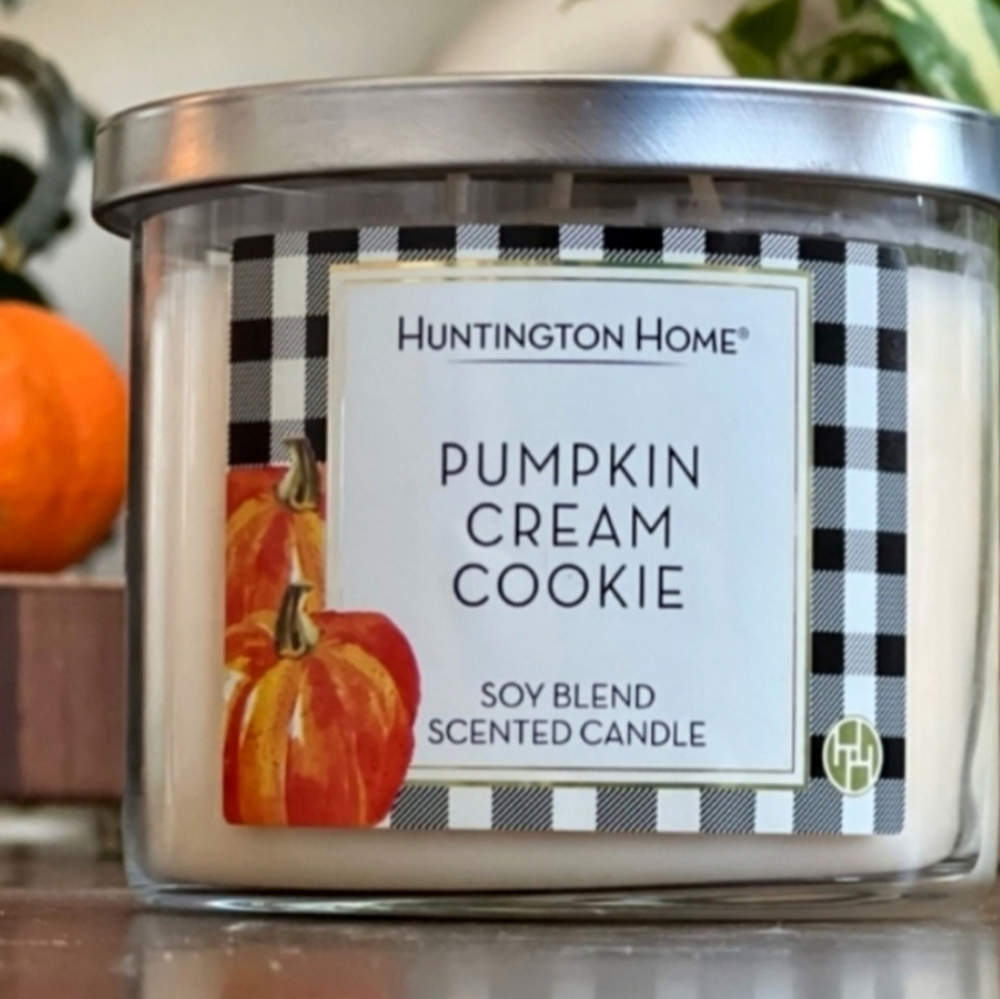 🆕️RARE! "2023" LARGE 14 OZ PUMPKIN CREAM COOKIE SOY BLEND SCENTED CANDLE! - Picture 12 of 15